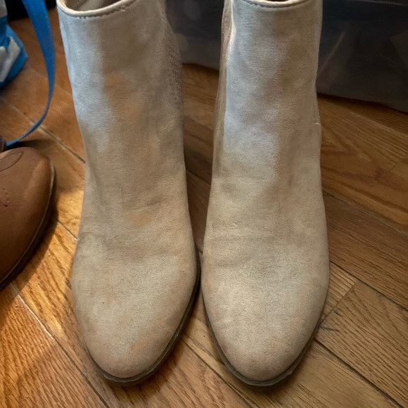 Studded Beige Ankle‎ Boots - Picture 2 of 4